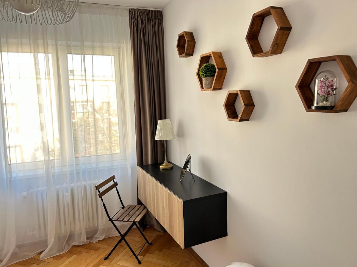 Parliament Central Apartment Bucharest Luaran gambar